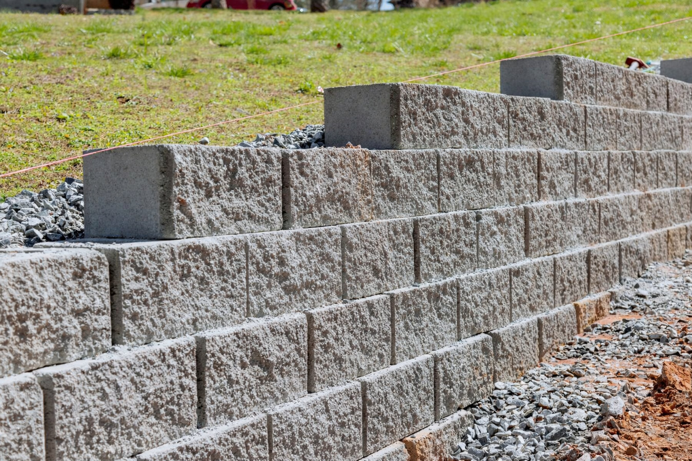Concrete retaining walls